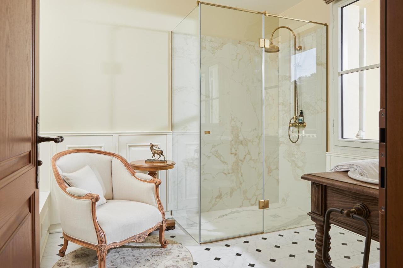 Chateau De Clotte & Suites Les Salles-de-Castillon Екстериор снимка
