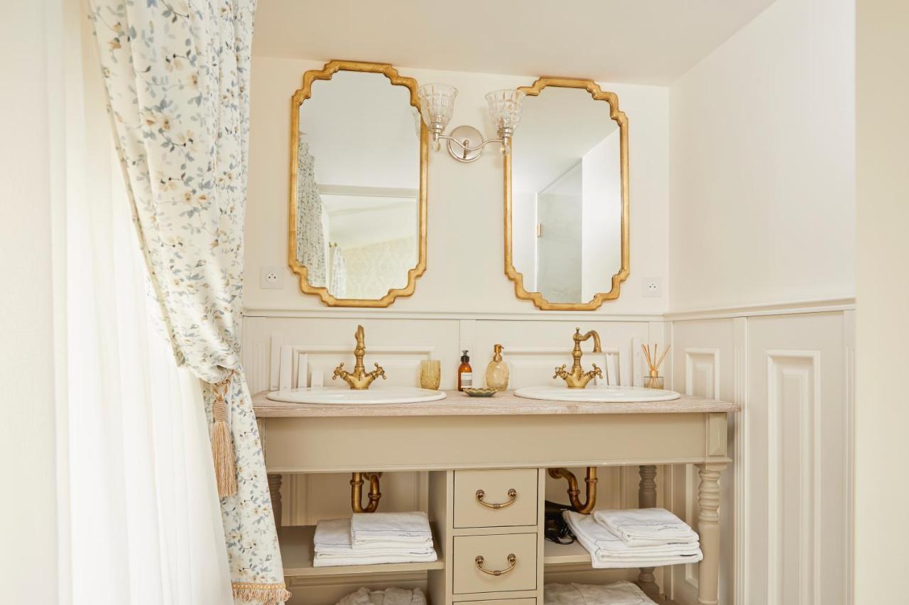 Chateau De Clotte & Suites Les Salles-de-Castillon Екстериор снимка