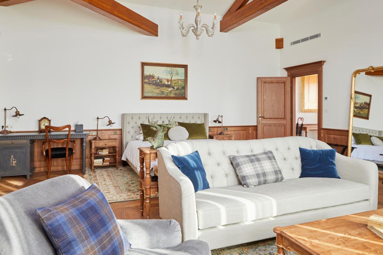 Chateau De Clotte & Suites Les Salles-de-Castillon Екстериор снимка